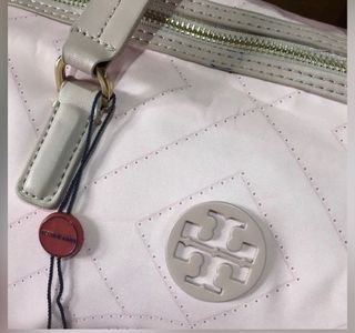 (Category: ) located in . Submitted by peking711 (Listing ID 1048304787, Image 1). Description: .