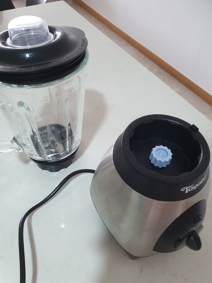 Toyomi Blender with grinder and glass jug, TV & Home Appliances
