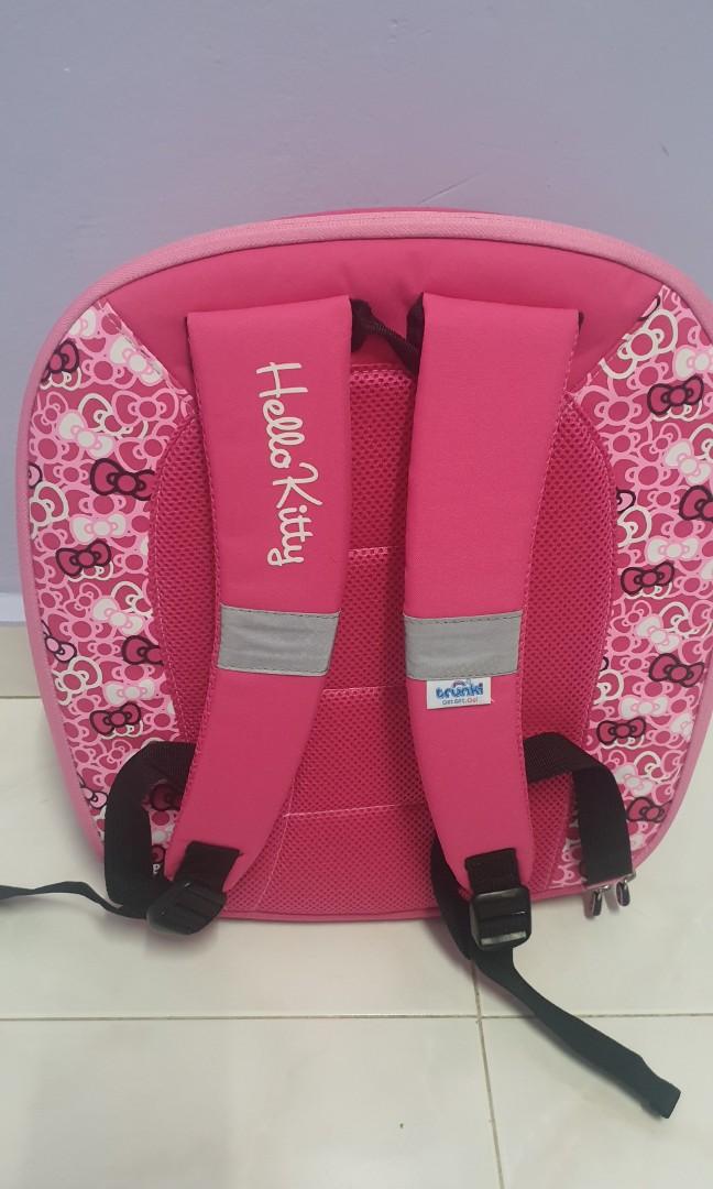 Hello kitty trunki limited edition store