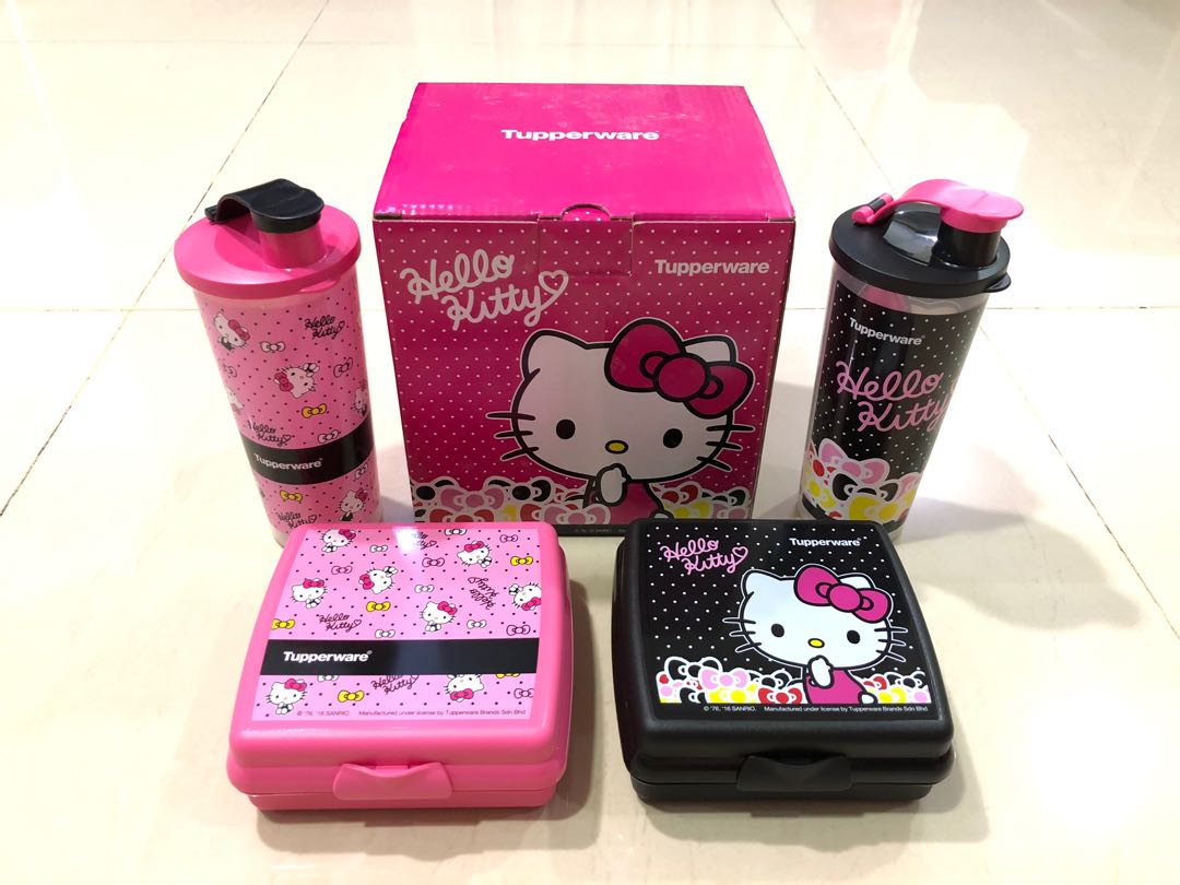 https://media.karousell.com/media/photos/products/2020/11/11/tupperware_hello_kitty_lunch_s_1605076009_5b54a542.jpg