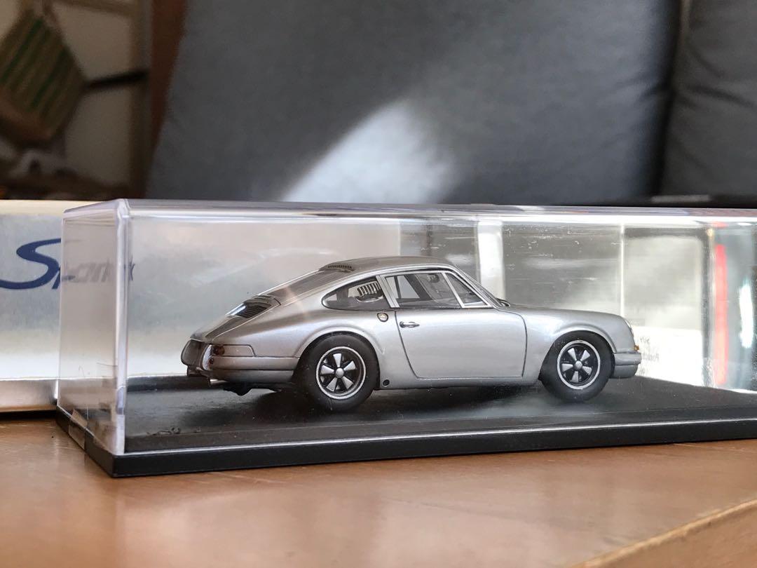 1/43 Spark S0911 Porsche 911 R 1967 silver resin, 興趣及遊戲, 旅行