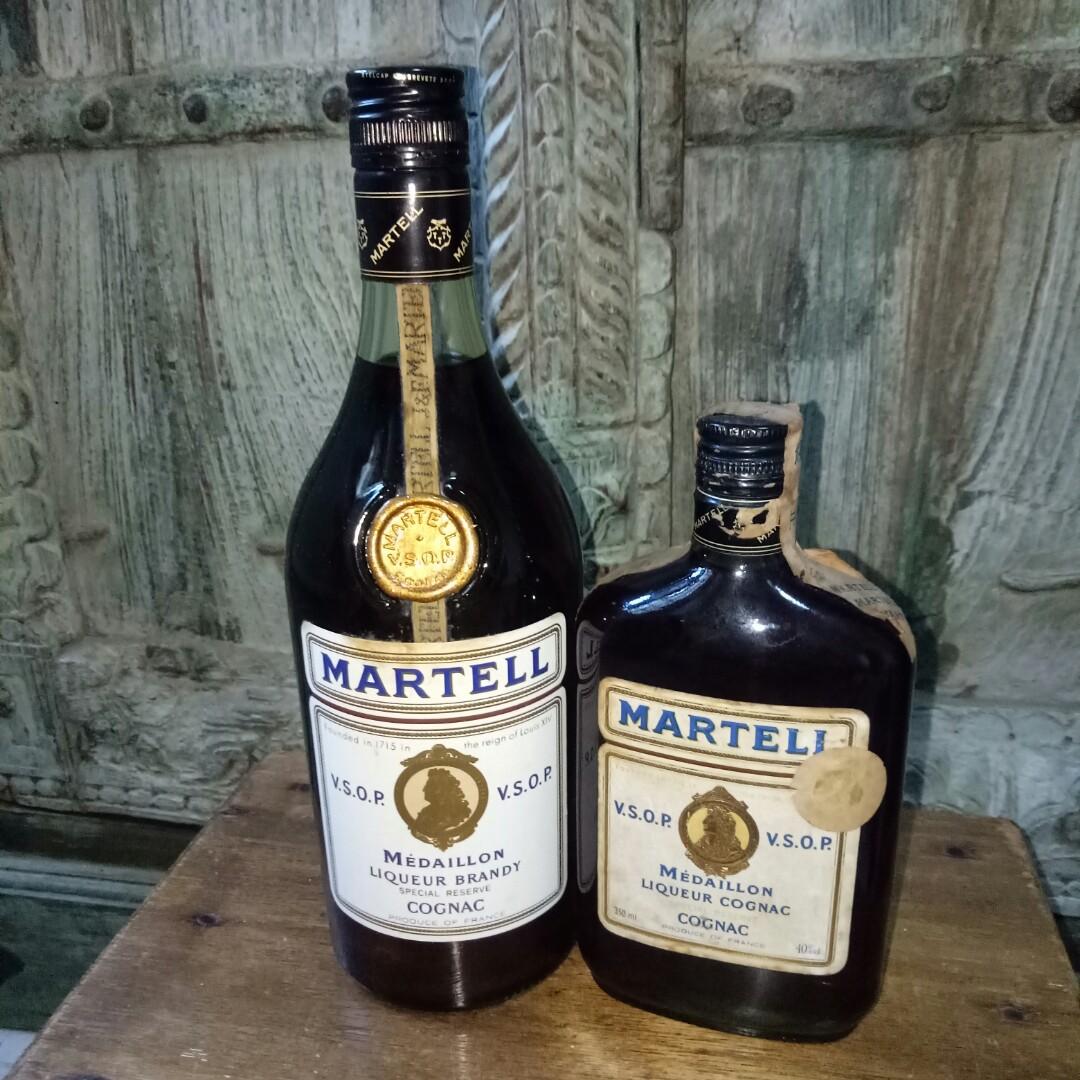 'S MARTELL MEDAILLON LIQUEUR COGNAC VSOP. Vintage/Hennessy