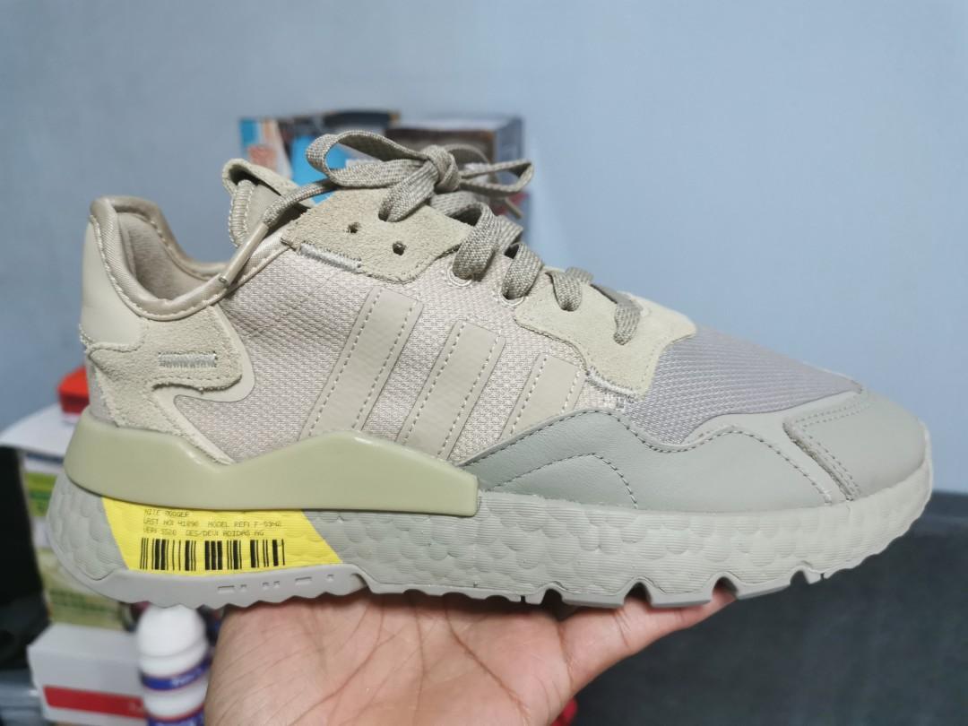 Adidas nite jogger savannah 2025
