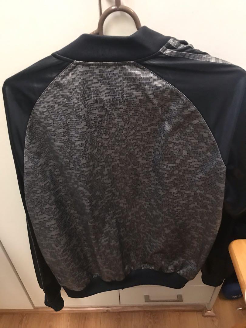 Adidas Original Jacket (Category: Coats, Jackets and Outerwear) located in Makati City. Submitted by dm_09 (Listing ID 1048614735, Image 2). Description: Adidas Original Jacket - barely used - still in very good condition - W: 46 cm L: 82 cm - RFS: size too big .
