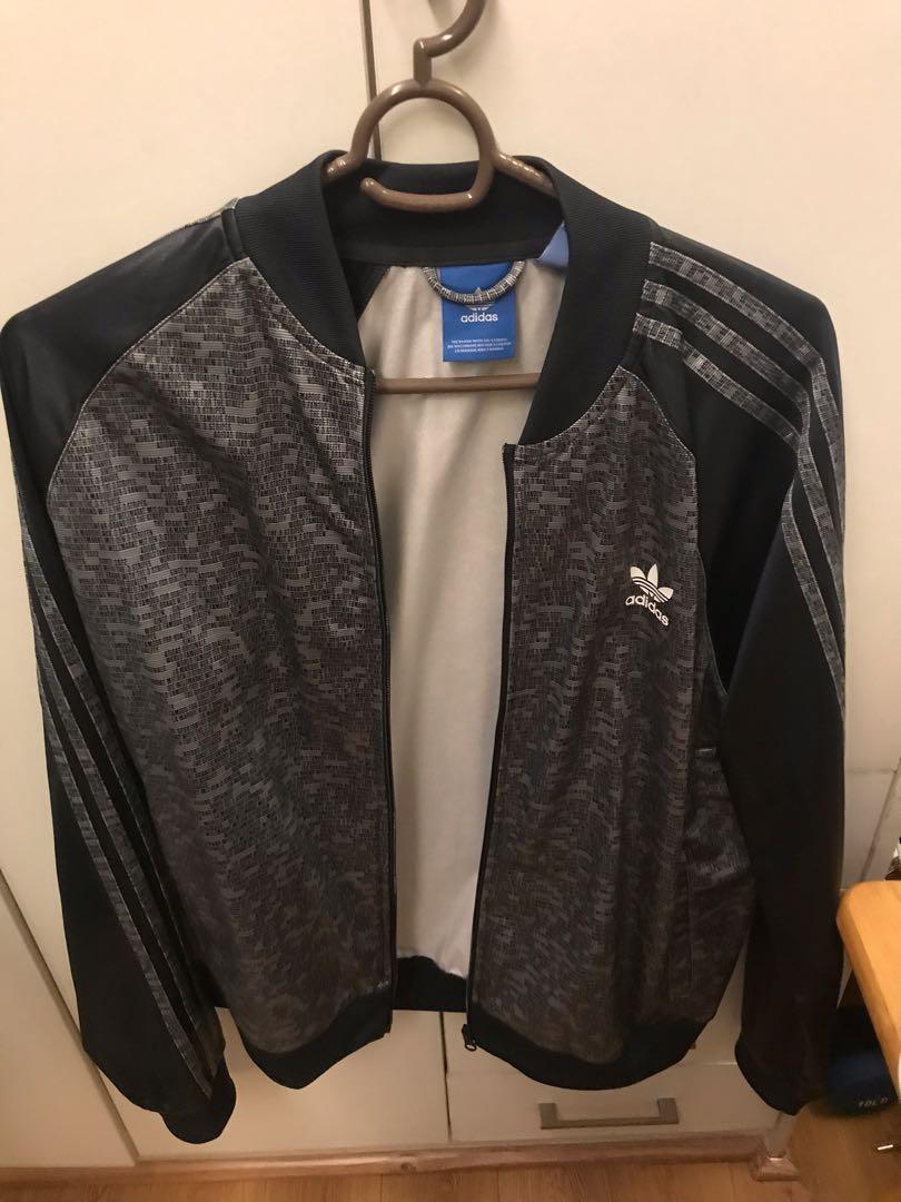 Adidas Original Jacket (Category: Coats, Jackets and Outerwear) located in Makati City. Submitted by dm_09 (Listing ID 1048614735, Image 1). Description: Adidas Original Jacket - barely used - still in very good condition - W: 46 cm L: 82 cm - RFS: size too big .