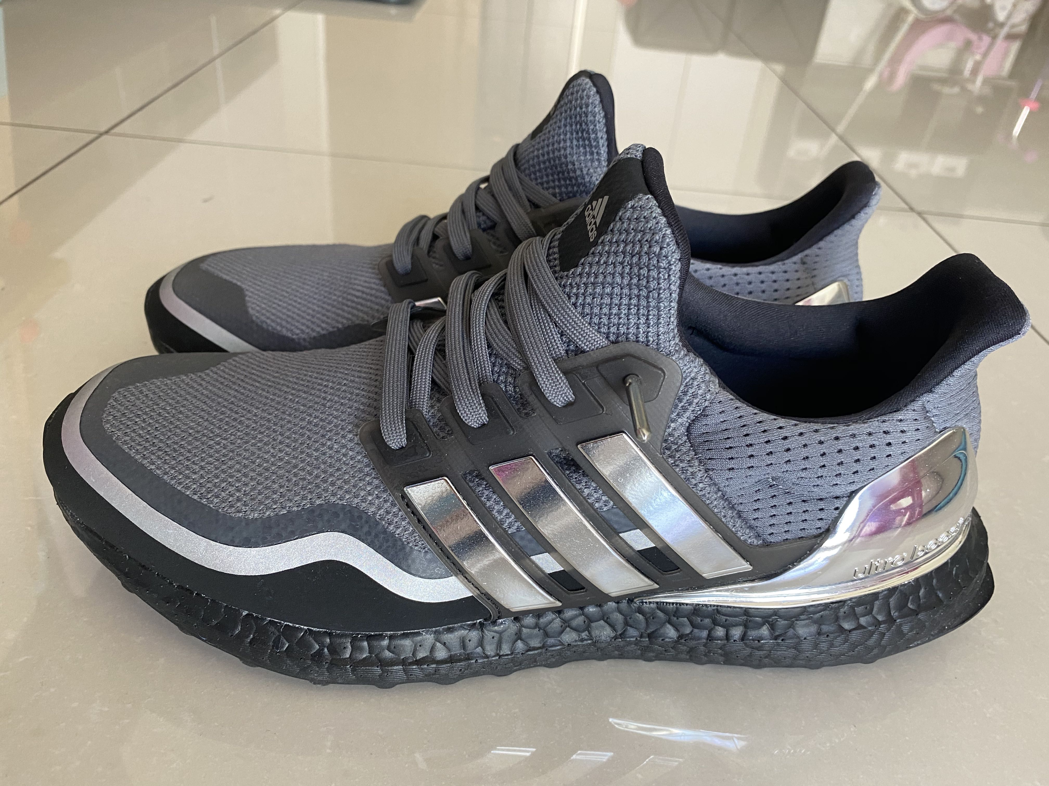 Adidas Ultra Boost 3.0 sliver metallic size US9 Men s Fashion