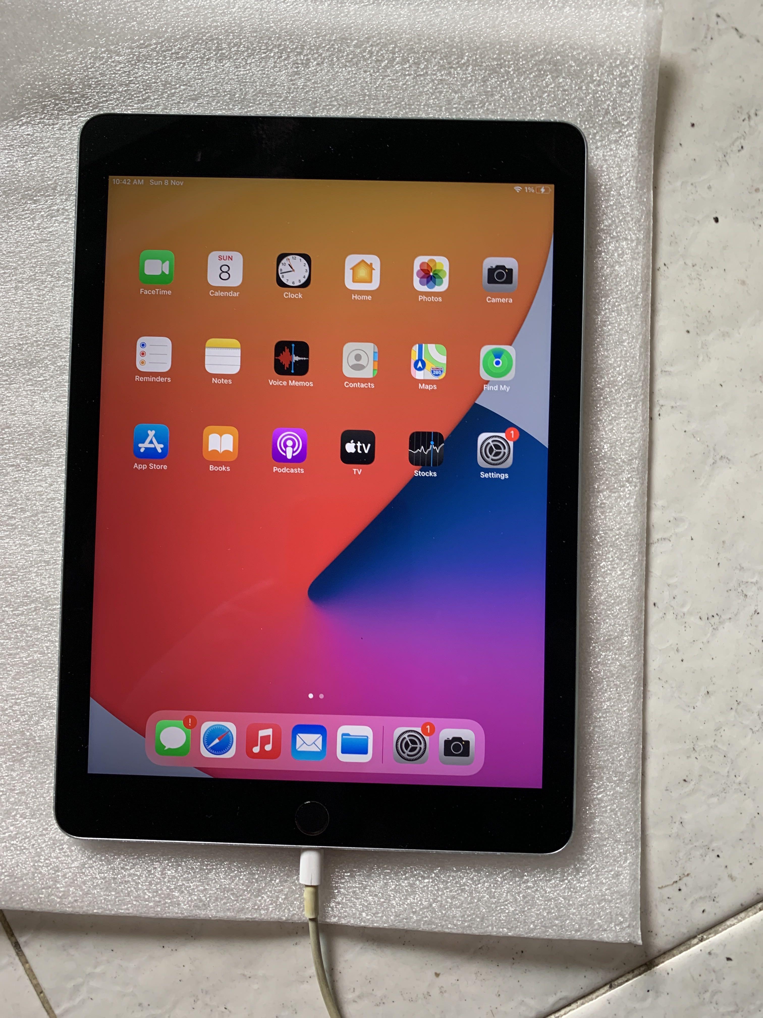 Apple Ipad Air 2 Wifi 64gb Mobile Phones Tablets Tablets On Carousell