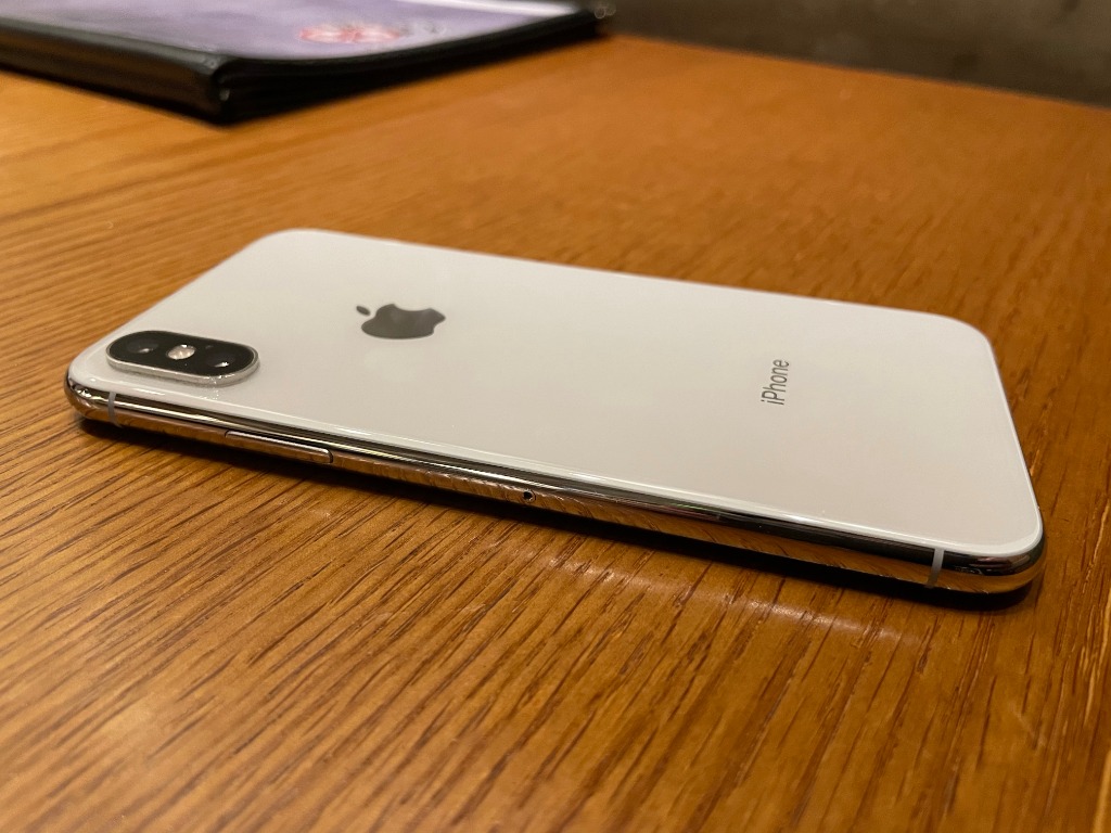 iPhone XS 白 64GB Apple iPhone X 白 本体 iPhone Xs Max Silver