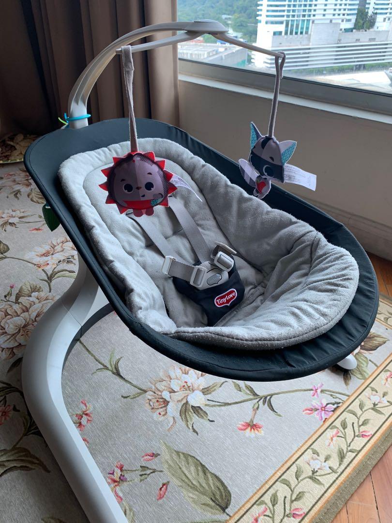 tiny love nature's way bouncer