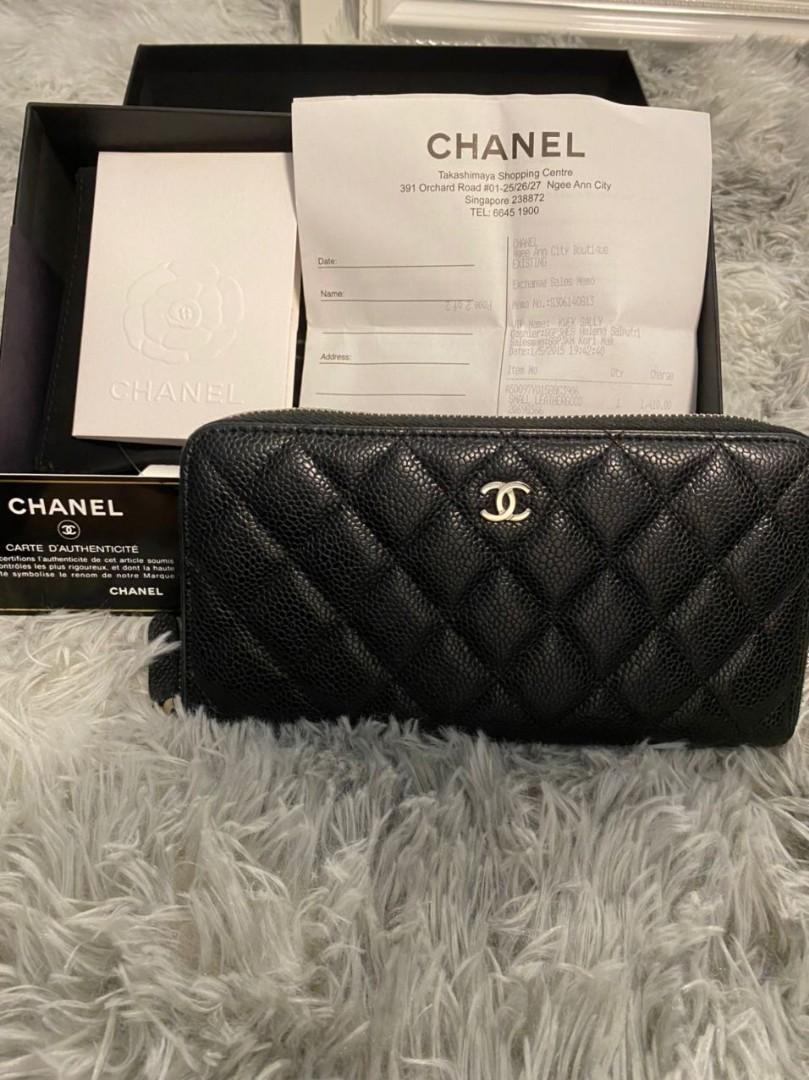 Second-hand CHANEL Chanel plaid leather long wallet Silver with flaws  Italian high vintage jewelry - Shop Mr.Travel Genius Antique shop Wallets -  Pinkoi