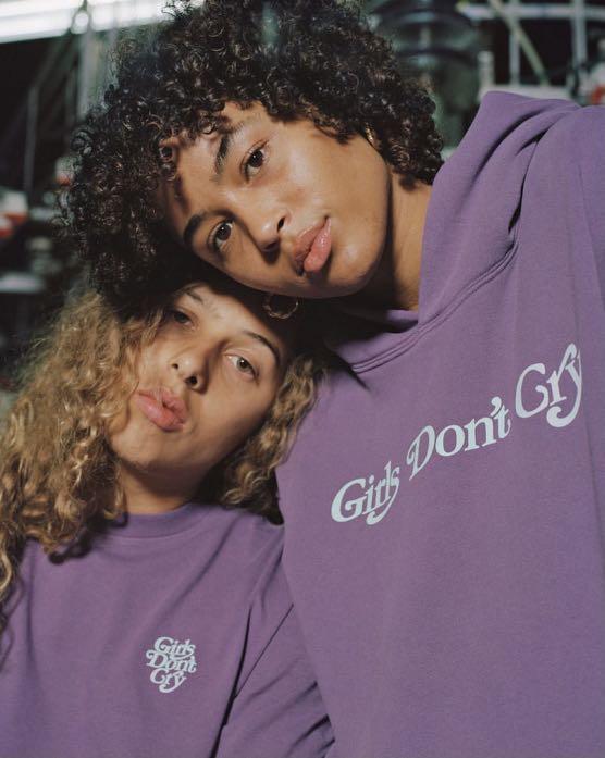 Girls Don't Cry HOODIE PURPLE - トップス(トレーナー)