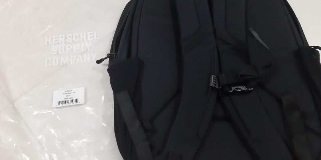 Herschel rundle backpack authentic BNWT Men s Fashion Bags