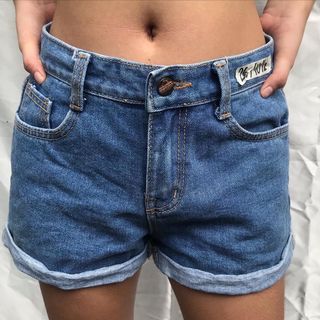 (Category: ) located in . Submitted by hazelos.collection (Listing ID 1048625355, Image 1). Description: .