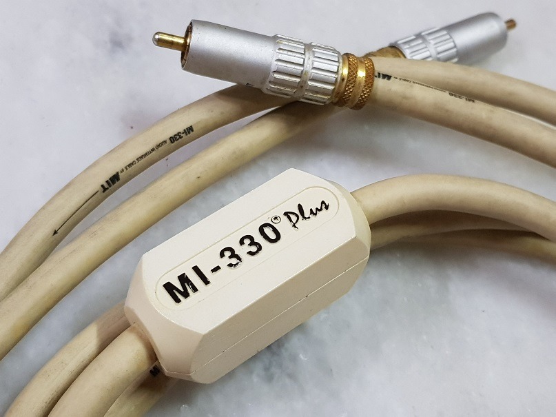 MIT MI-330 Plus RCA interconnect cables, Audio, Portable Audio