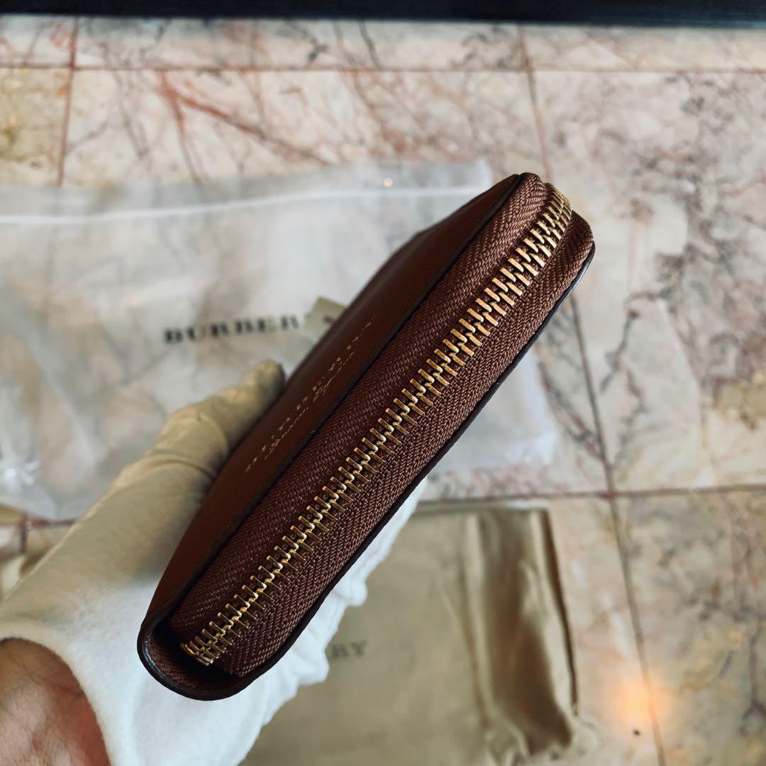 Burberry trench leather zip around cheap wallet