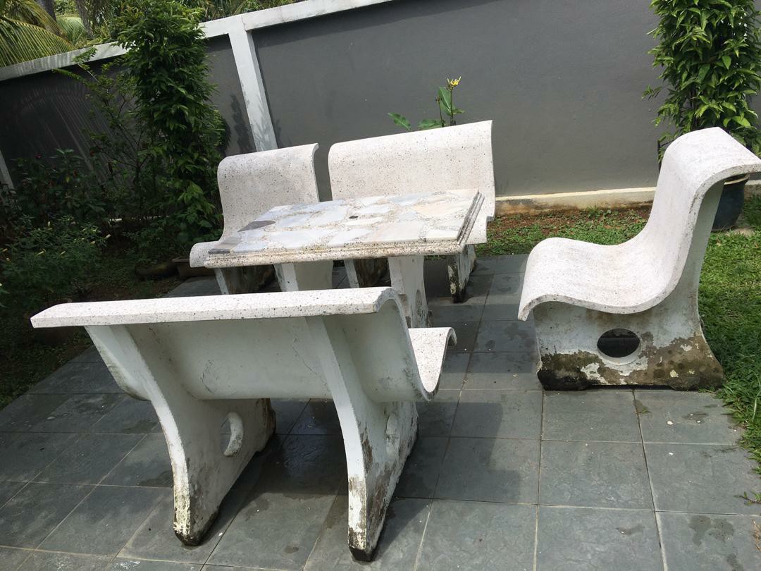 Set Kerusi Batu Taman, Furniture & Home Living, Gardening, Gardening
