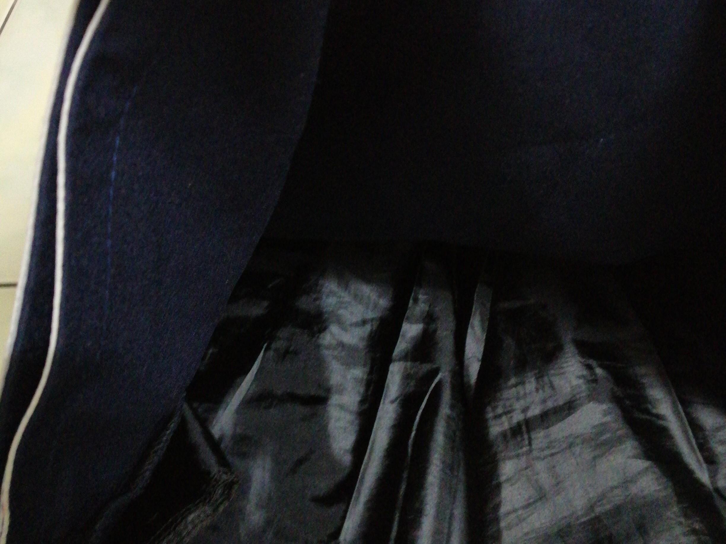Skort (Category: Skirts) located in Ampang. Submitted by betterthanclothes (Listing ID 1048610913, Image 2). Description: waist 36cm length 40cm.