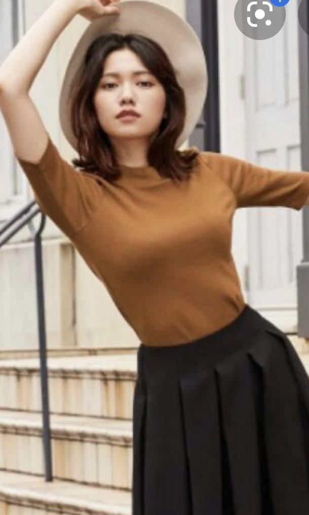 Uniqlo ribbed high neck half sleeve outlet
