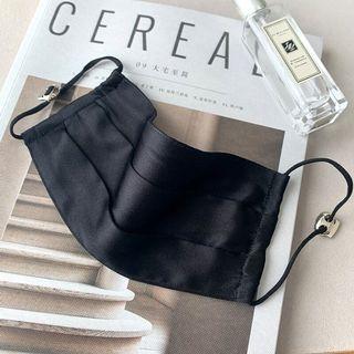 100% Silk Face Mask - Black