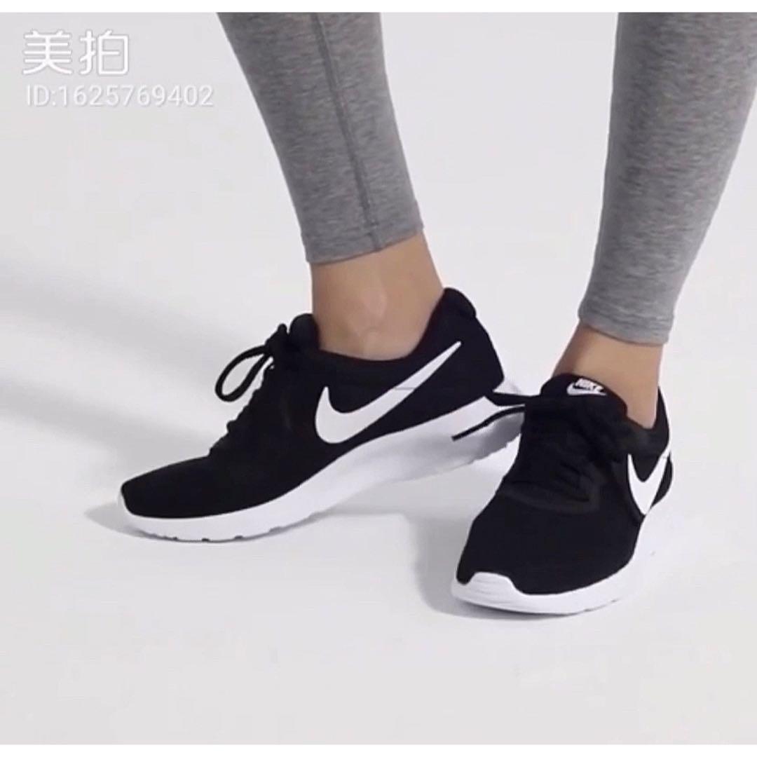 nike narrow womens running shoes