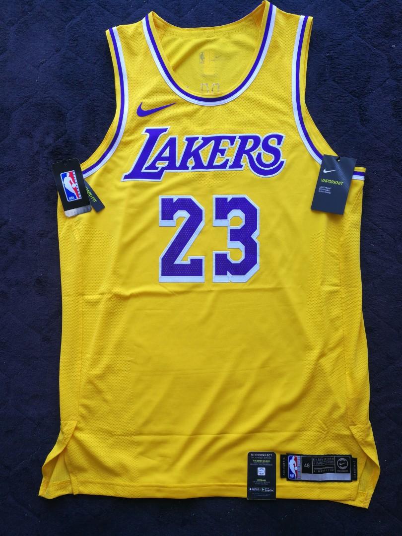 Nike NBA Vaporknit Los Angeles Lakers Lebron James Jersey. Adult
