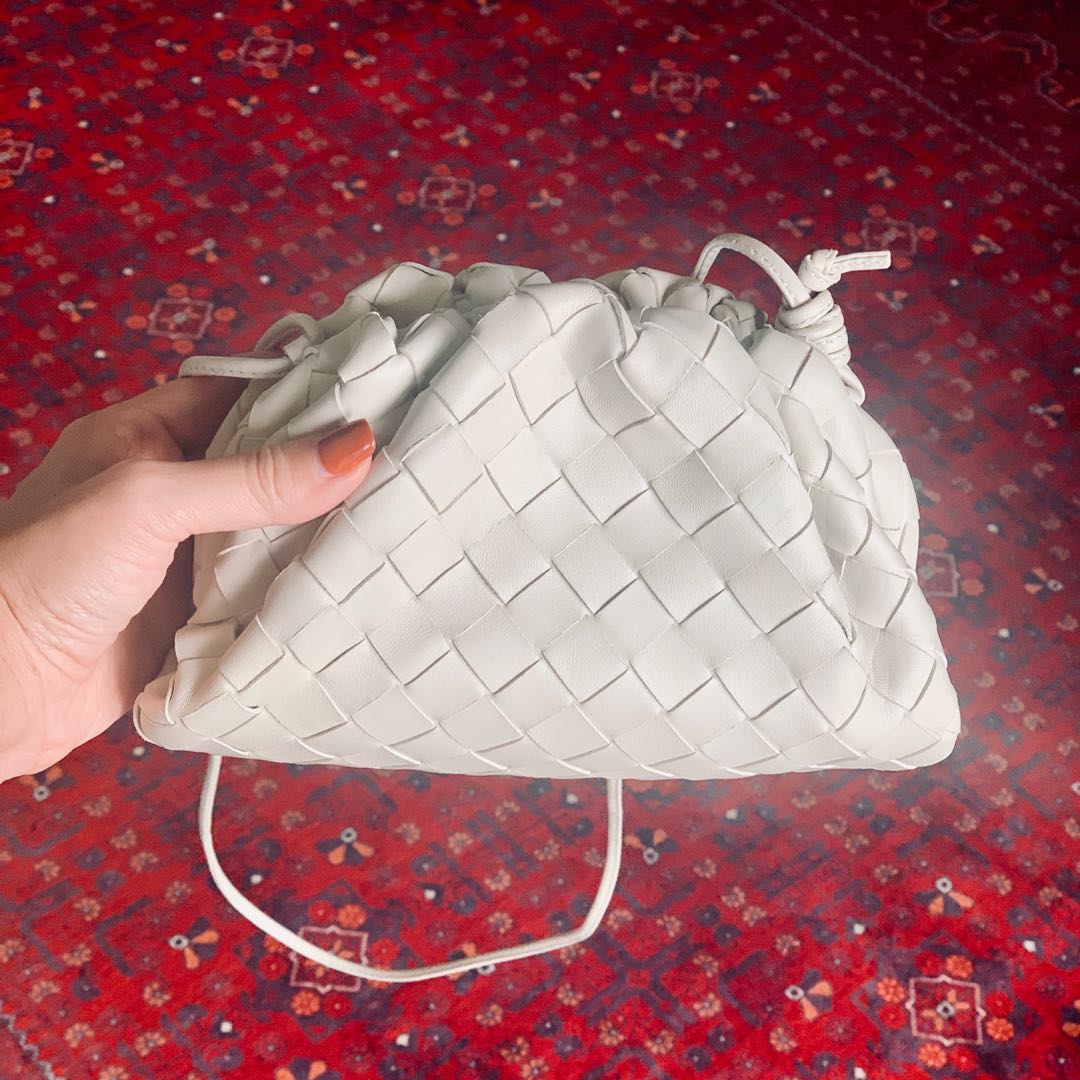 Bottega veneta mini pouch plaster 2025