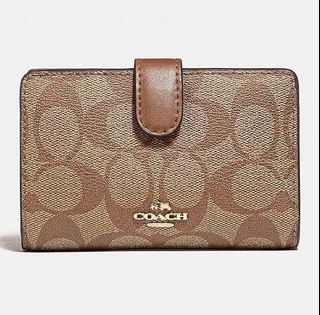 (Category: ) located in . Submitted by budgetpreloveditems (Listing ID 1048825896, Image 1). Description: .