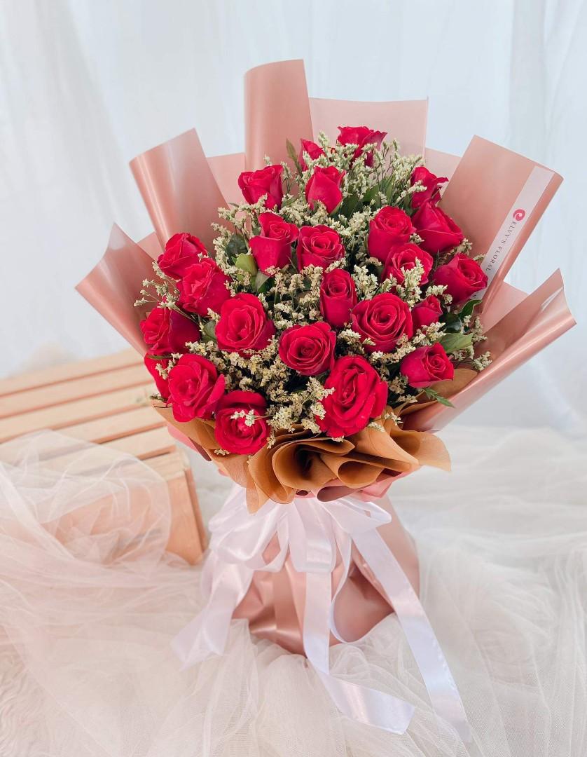 Flower Rose bouquet deliveries, Furniture & Home Living, Gardening