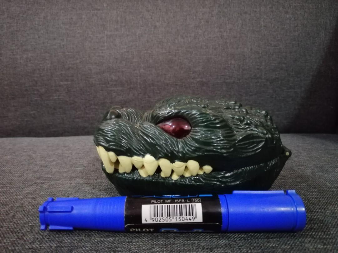 Godzilla polly pocket