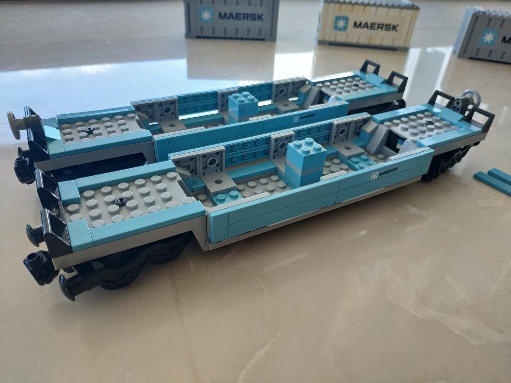 Lego 10219 Maersk Container Train, Toys & Games, Bricks & Figurines on ...