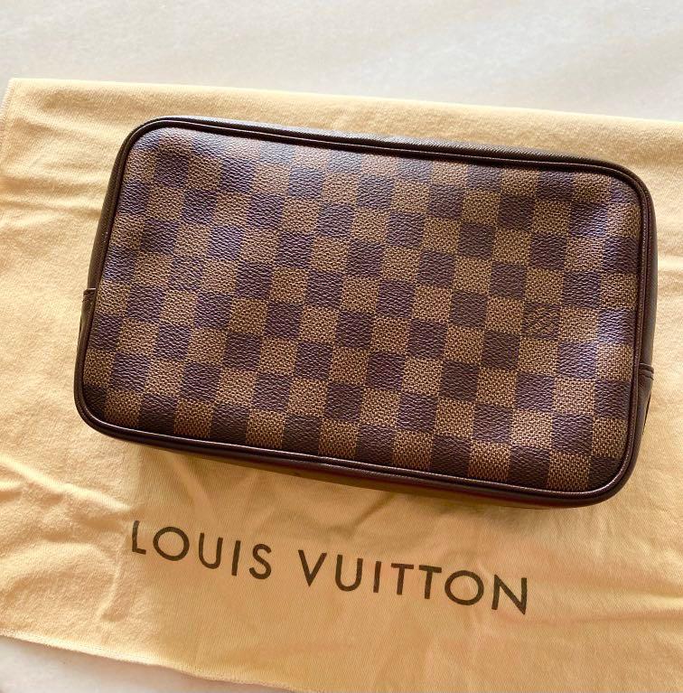 Louis Vuitton x Nigo Multiple Wallet Damier Ebene Giant Brown, Luxury, Bags  & Wallets on Carousell
