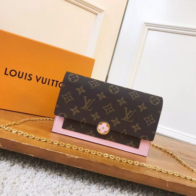 LV LV Women Flore Chain wallet in Monogram Coated Canvas and Calf