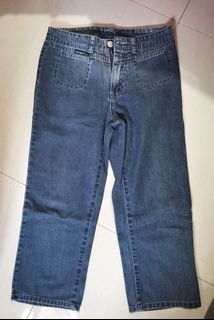 (Category: ) located in . Submitted by denclothes (Listing ID 1048727542, Image 1). Description: .
