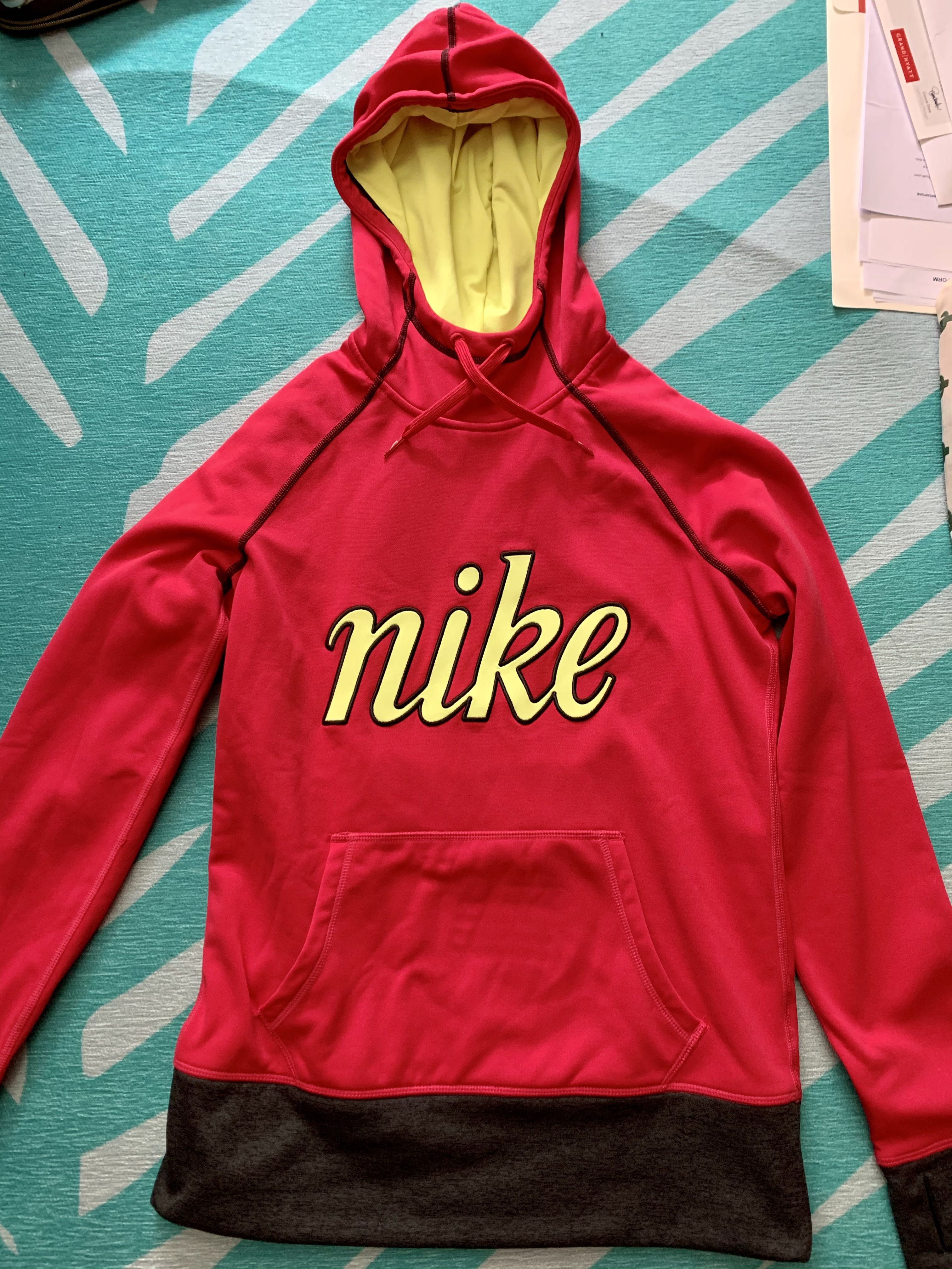 red nike womens hoodie