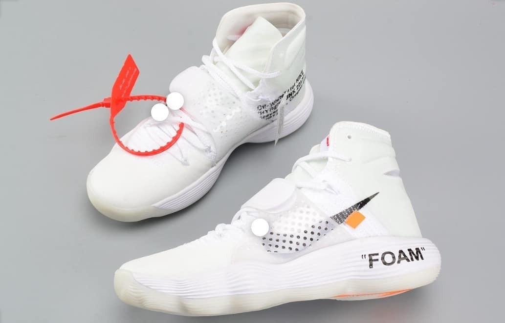 Off white hyperdunk (Category: Sneakers) located in Bayan Lepas. Submitted by hongyang8 (Listing ID 1048690587, Image 1). Description: Off white hyperdunks that dropped back in 2017. comes with full og laces , ziptie , and og offwhite shoe box..