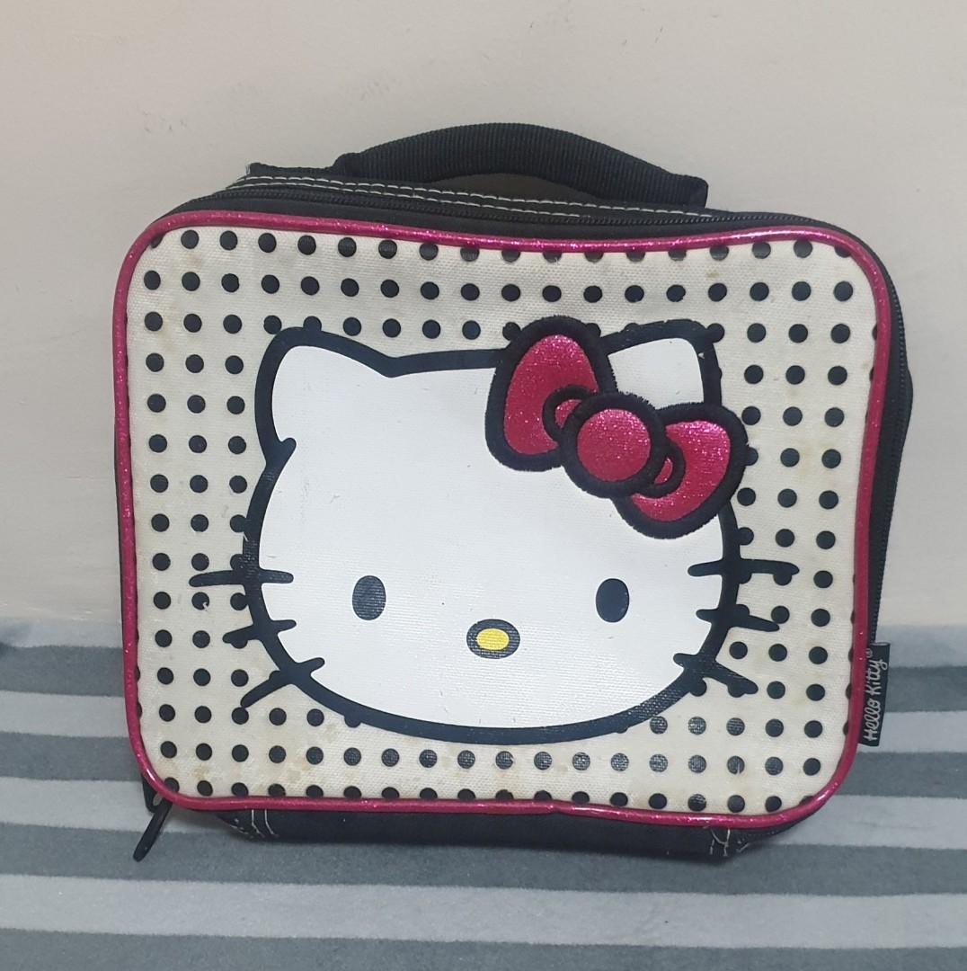 Original Sanrio Hello Kitty Thermal Bag (Category: Diaper Bags & Wetbags) located in Pasay City. Submitted by adamclarence (Listing ID 1048757306, Image 1). Description: Seldom used just stored Needs cleaning.