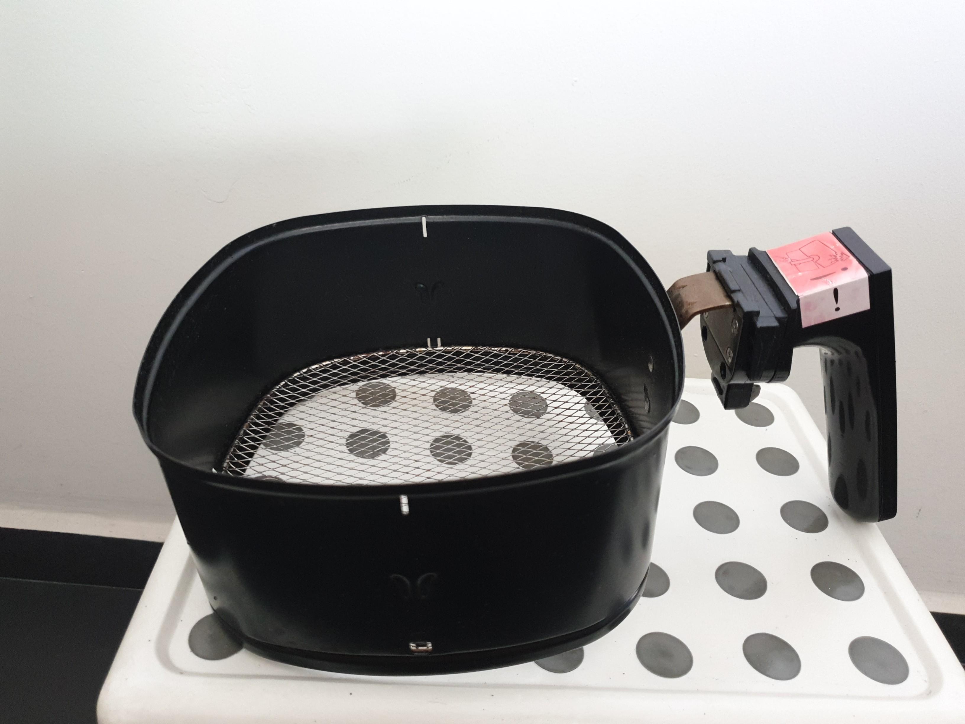 Philips airfryer basket, TV & Home Appliances, Kitchen Appliances