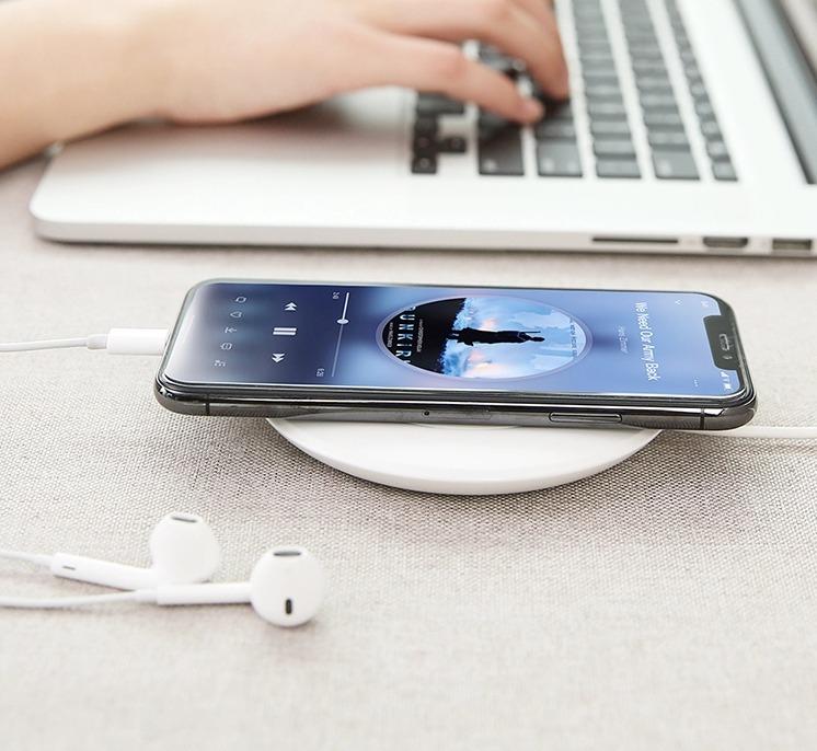 PREORDER 10W Qi Wireless Charger406094270536755204
