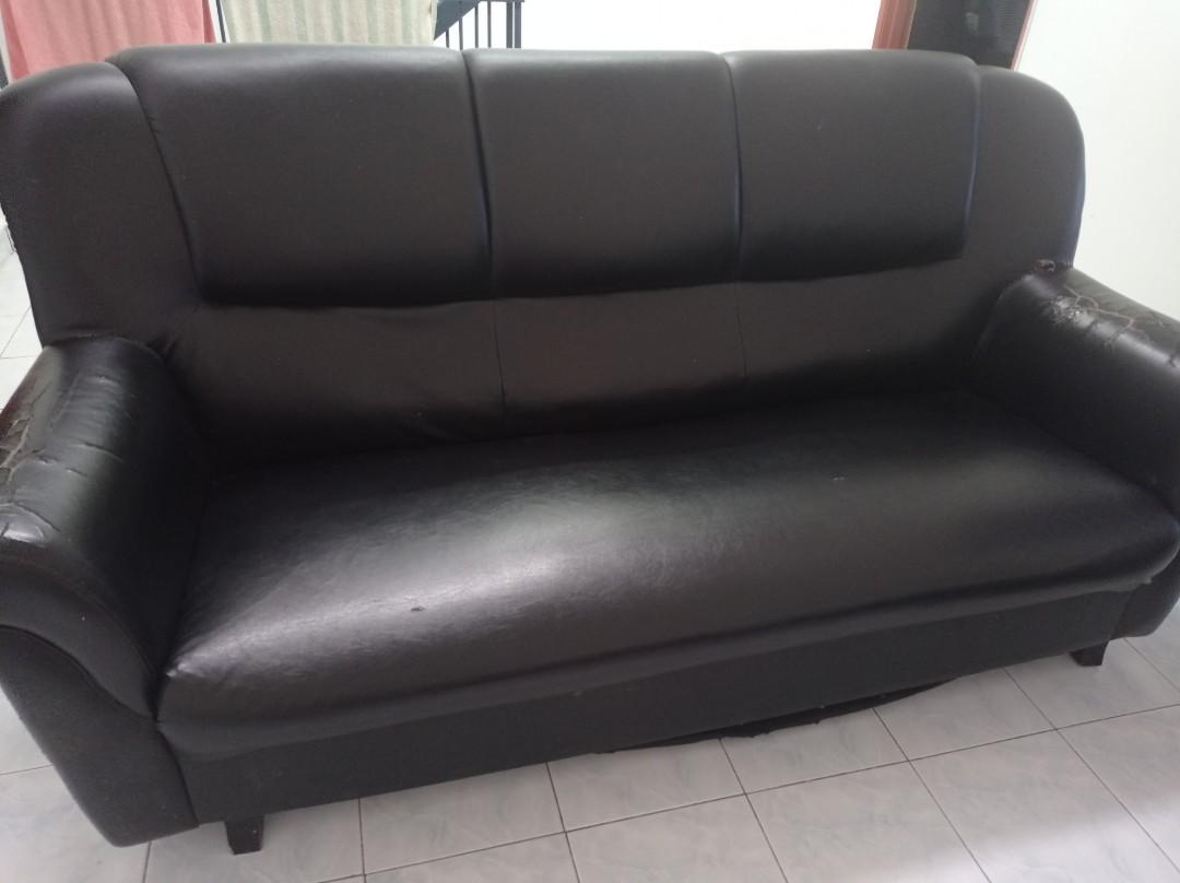 2nd hand 3 seater clearance sofa
