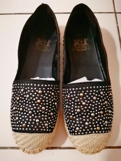 (Category: ) located in . Submitted by thalea.7 (Listing ID 1048678774, Image 1). Description: .