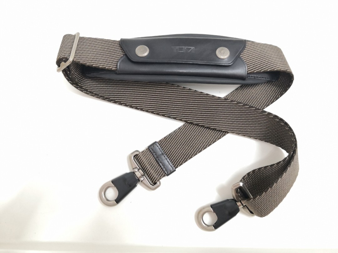 tumi shoulder strap pad