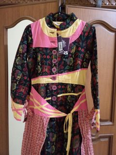 (Kategori: ) berada di . Dikirim oleh missdpreloved (ID iklan 1048742333, Gambar 1). Deskripsi: .