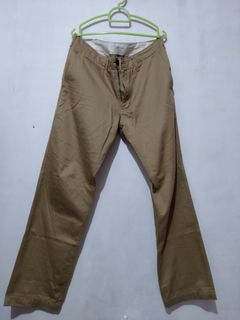 (Category: ) located in . Submitted by nice_wear (Listing ID 1048821927, Image 1). Description: .