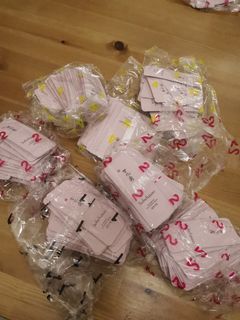 （分類：）位於 。 由 lltchchan 提交（商品編號 1049003246，圖片 1）。簡介： 。