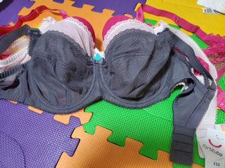（分類：）位於 。 由 knza699 提交（商品編號 1048911035，圖片 1）。簡介： 。