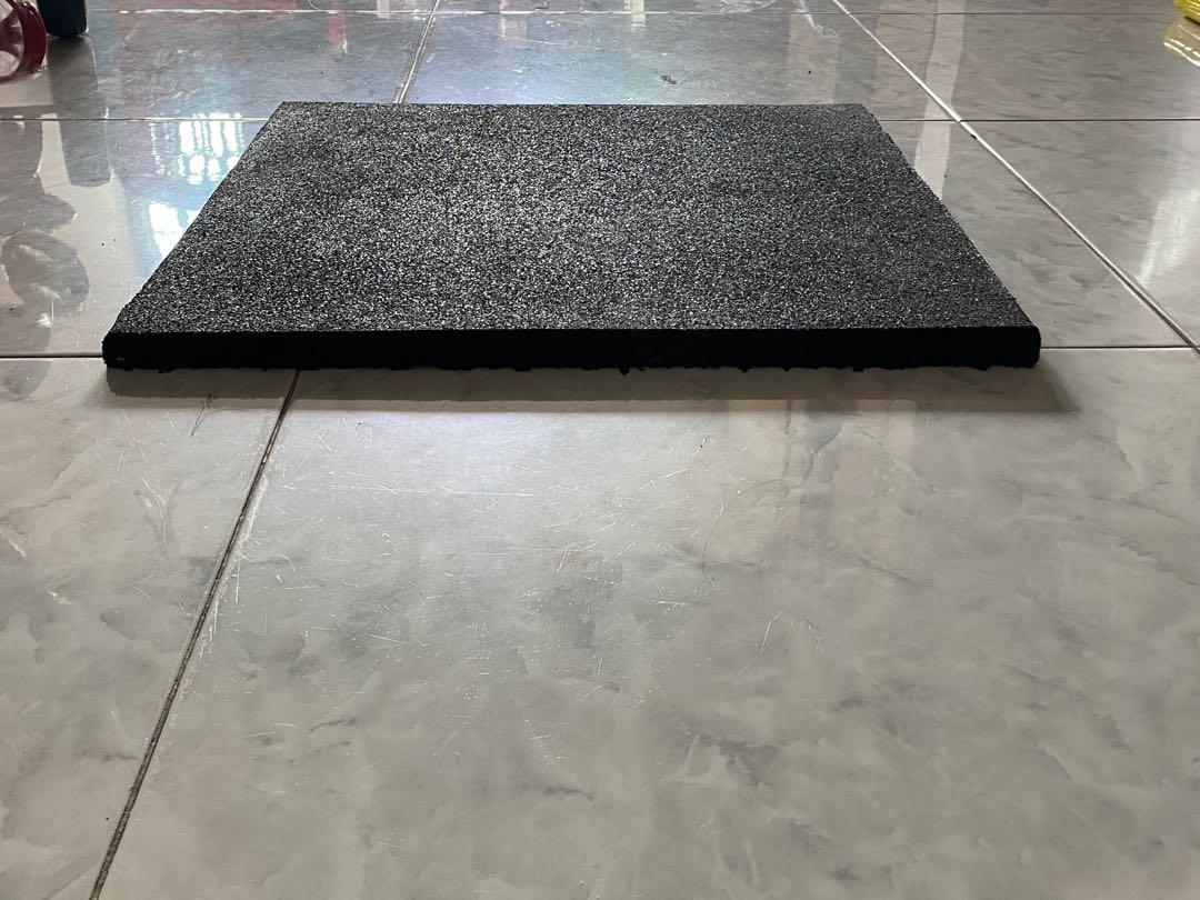 Square Tile High Density Rubber Shock Absorbing Gym Mat We Provide Rack Bench Barbell Plates Dumbbell Kettlebell Gym Equipment Gym Mats Flooring Cross Fit Gym Storage Sports Weights Gym