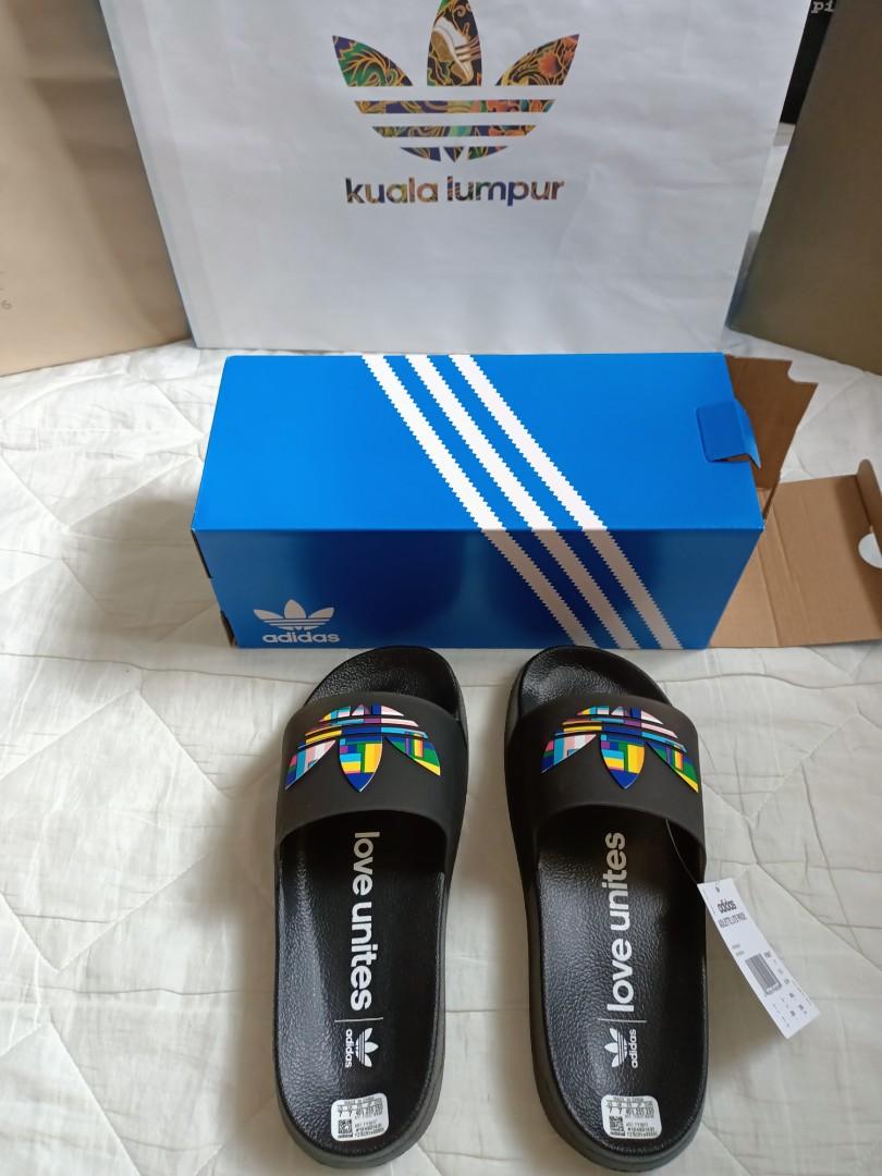 Adidas pride flip flops hot sale