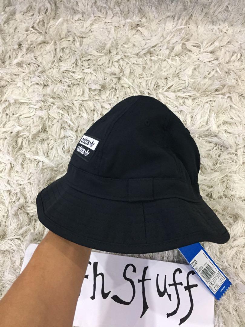 Adidas ed8015 top