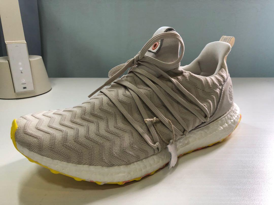 Ultraboost akog top