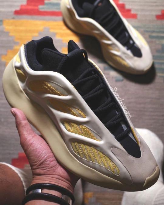 yeezy boost 700 boots
